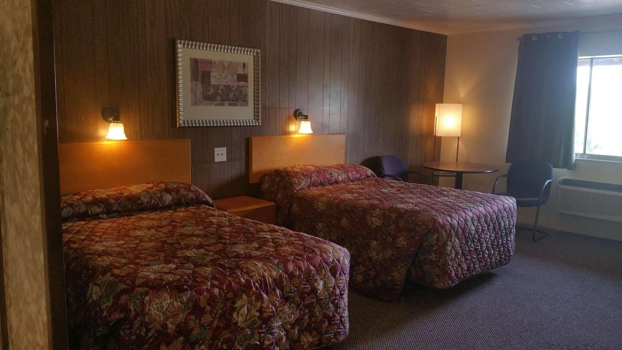 Baker'S Motel Norwich Ngoại thất bức ảnh